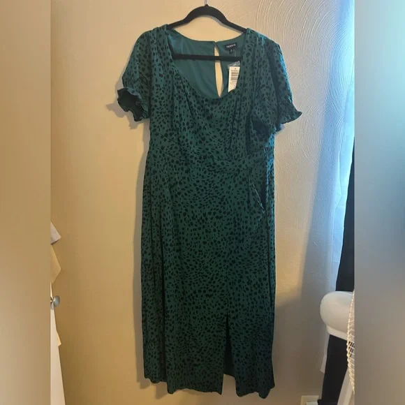 Torrid Teal and Black Spotted Midi Dress - Picture 1 of 3
